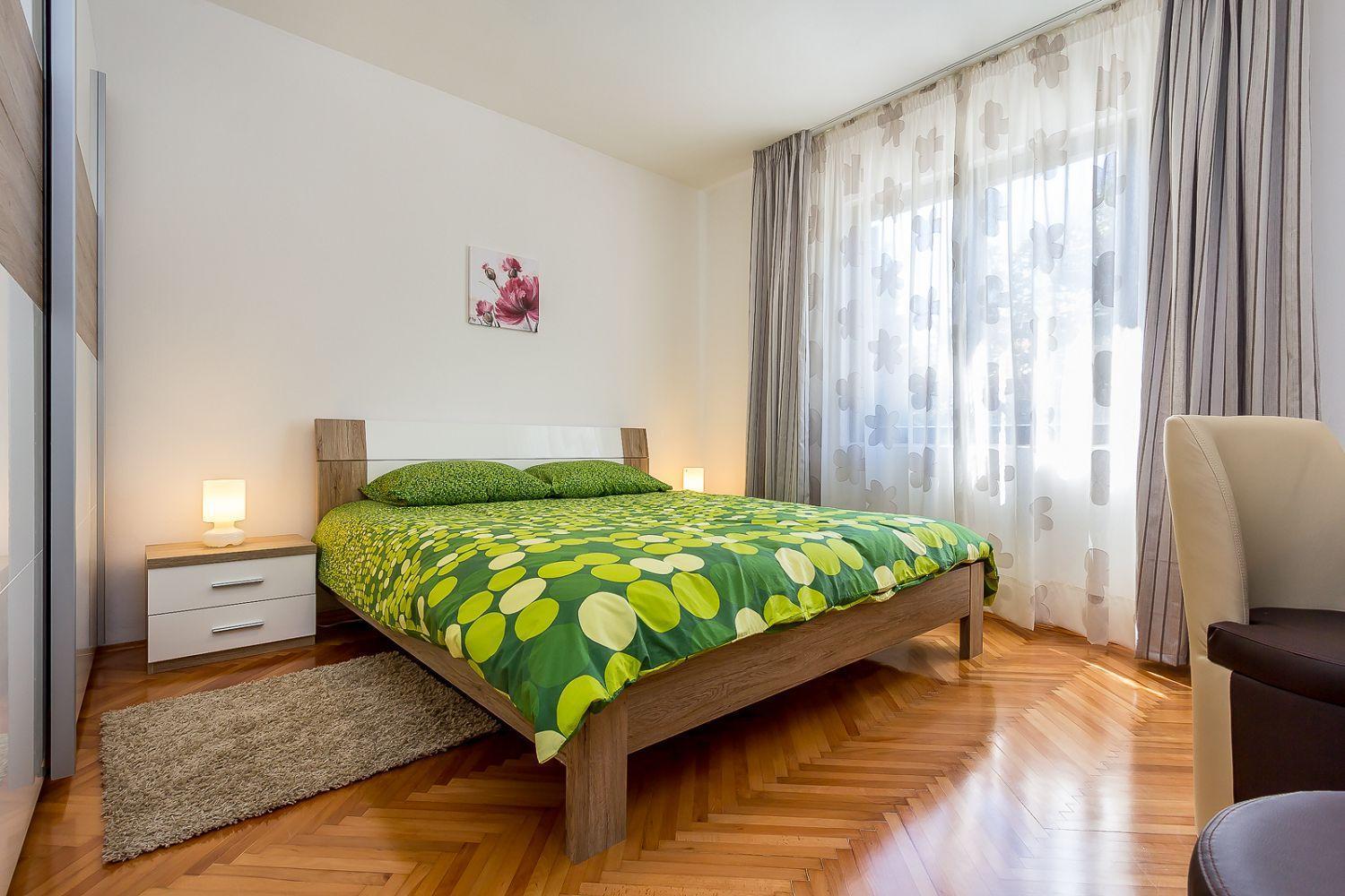 Neu Renovierte Ferienwohnung Mit Klima, Wlan, Terrasse Und Grill Póla Kültér fotó