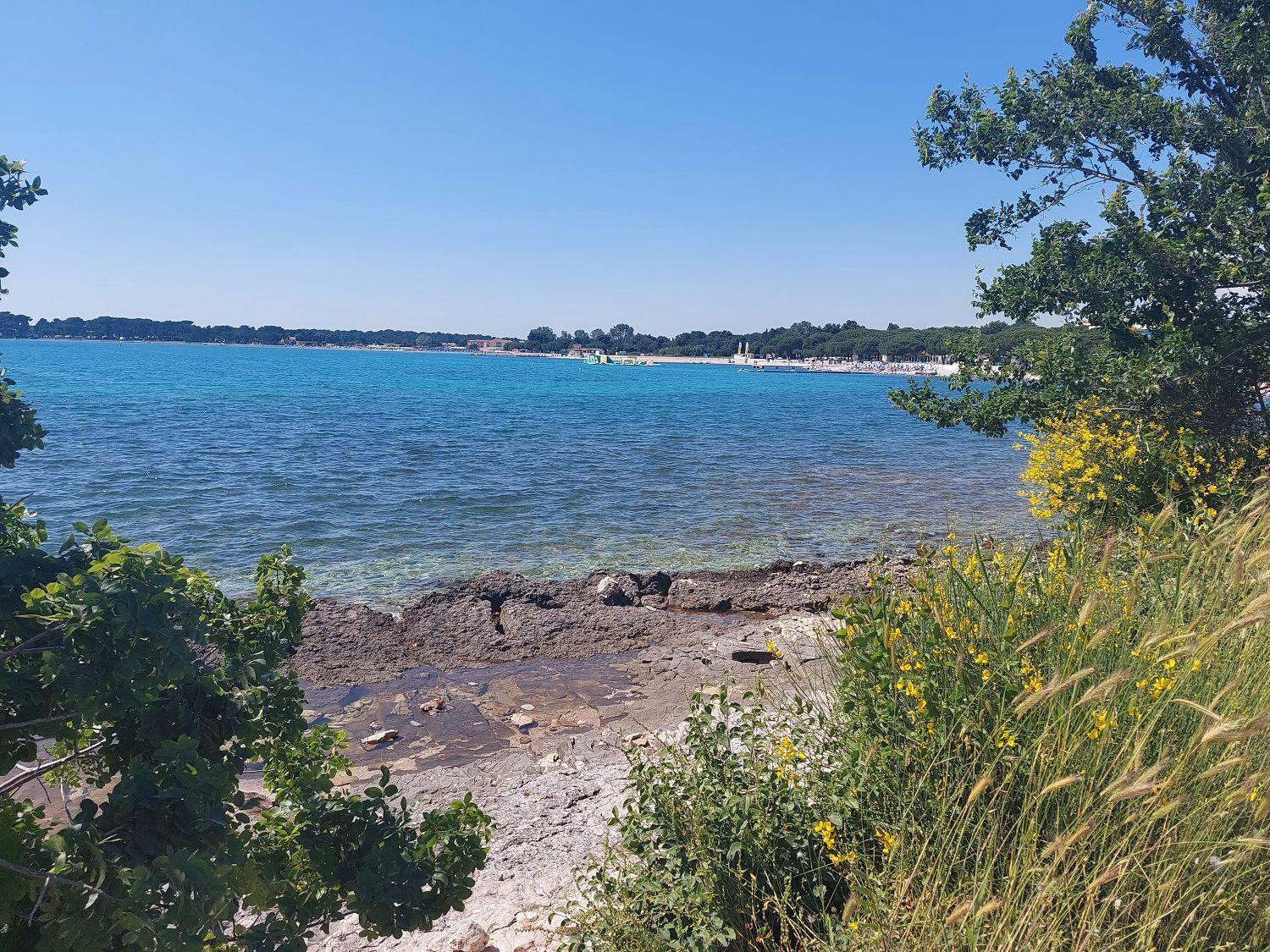 Neu Renovierte Ferienwohnung Mit Klima, Wlan, Terrasse Und Grill Póla Kültér fotó